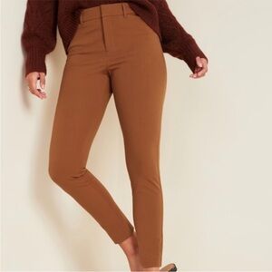 Old Navy | High Rise Pixie Skinny Smoothing Camel Brown Business Casual Pants
